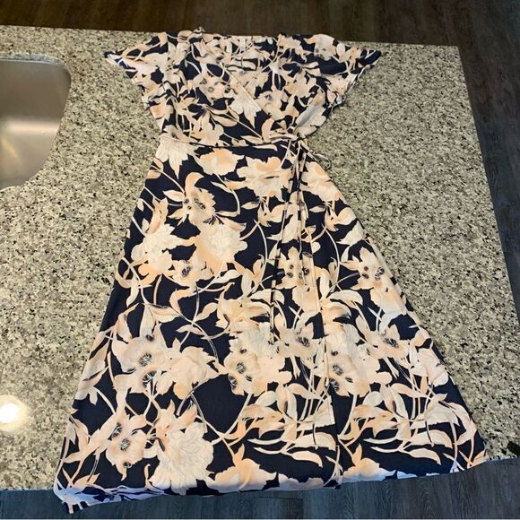 Leith Dress M Rehearsal Dinner Floral Midi Wrap Blue - Picture 6 of 12